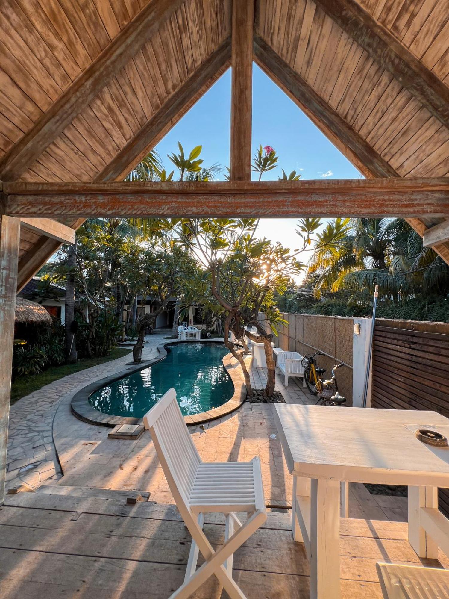 Готель Coconut Dream Гілі-Траванган Екстер'єр фото
